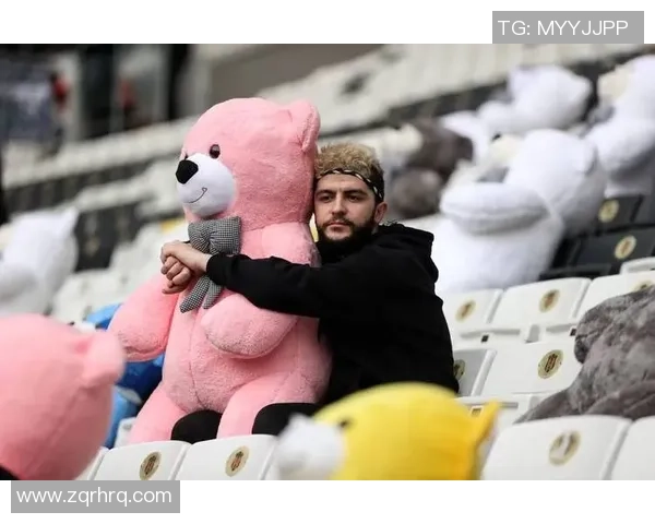 多位足球球星慷慨解囊为土耳其地震灾区捐款传递体育大爱