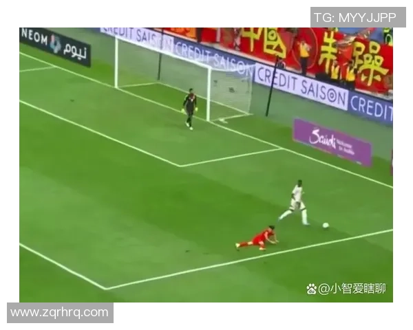 足球场上遭遇恶意侵犯的球星是谁 曾引发全球球迷关注